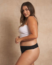 Load image into Gallery viewer, Leakproof Lace Thong