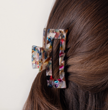 Load image into Gallery viewer, Large Claw Clip, Recycled by Everist