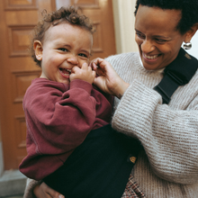 Load image into Gallery viewer, Toddler Carrier Black
