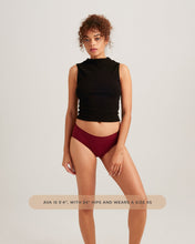 Load image into Gallery viewer, Leakproof Seamless Brief
