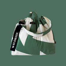 Load image into Gallery viewer, Shoulder Mom Bag Green Graphic
